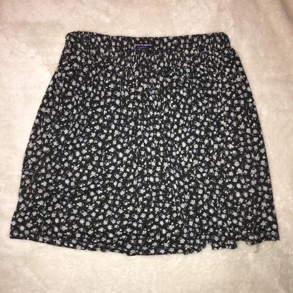 Brandy Melville Dresses & Skirts - Brandy Melville skirt